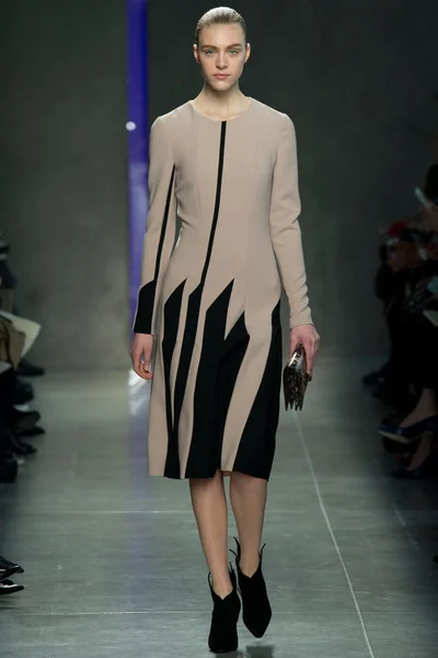 Look 2